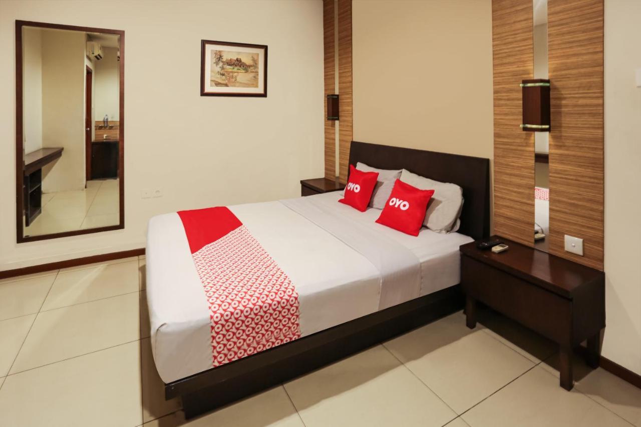 Capital O 1748 Thamrin Condotel Jakarta Exterior photo