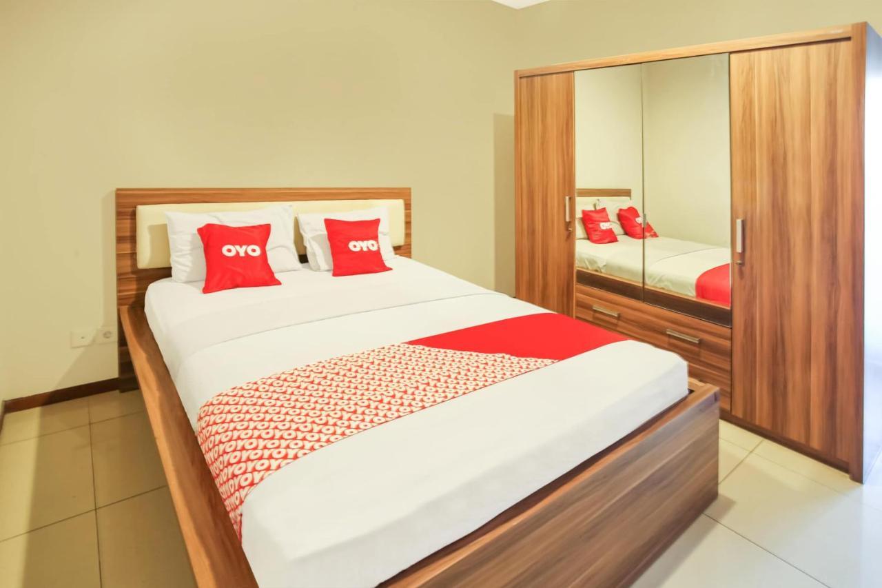 Capital O 1748 Thamrin Condotel Jakarta Exterior photo
