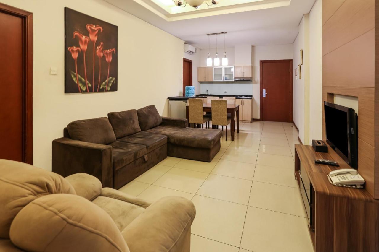 Capital O 1748 Thamrin Condotel Jakarta Exterior photo